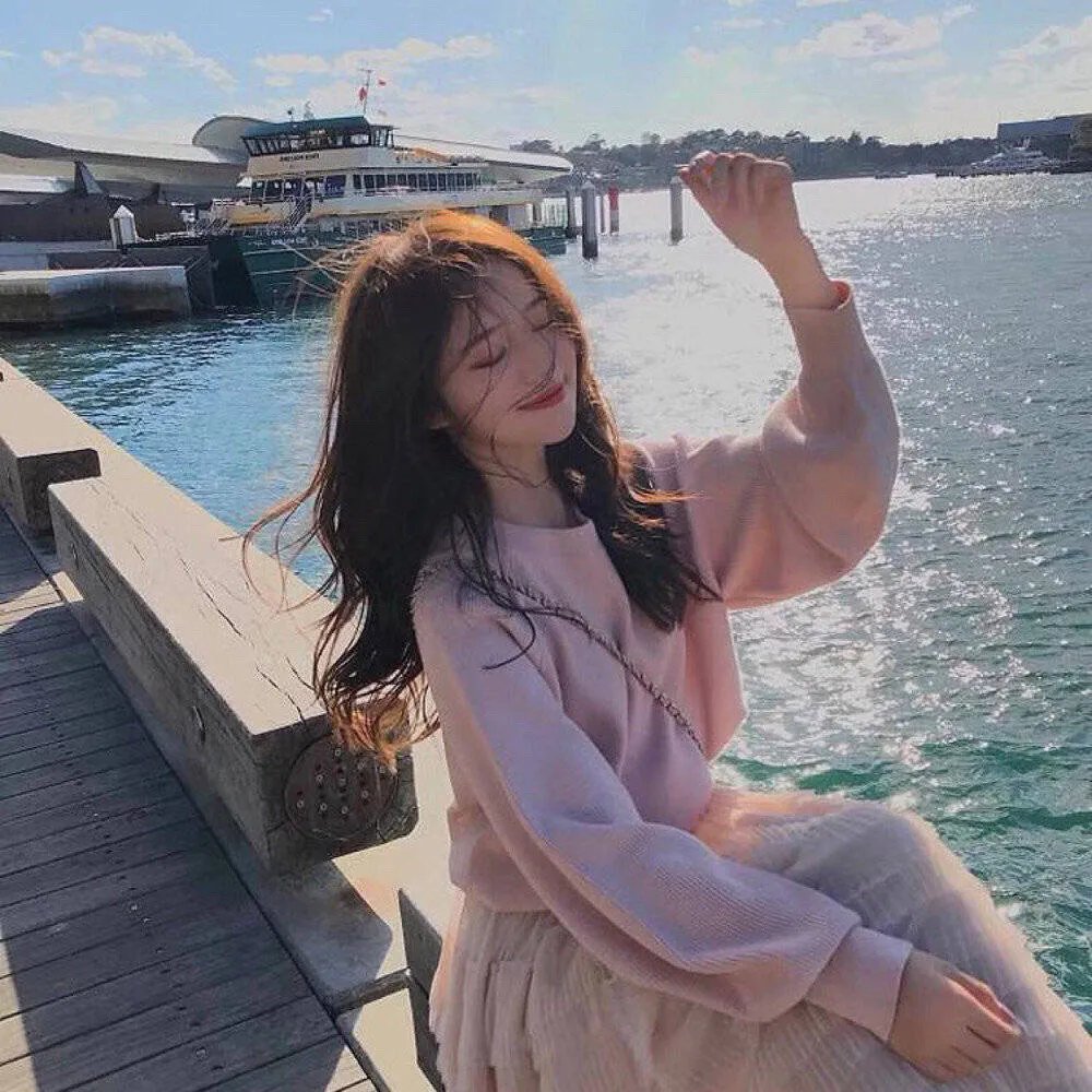 海坐下来时没有风